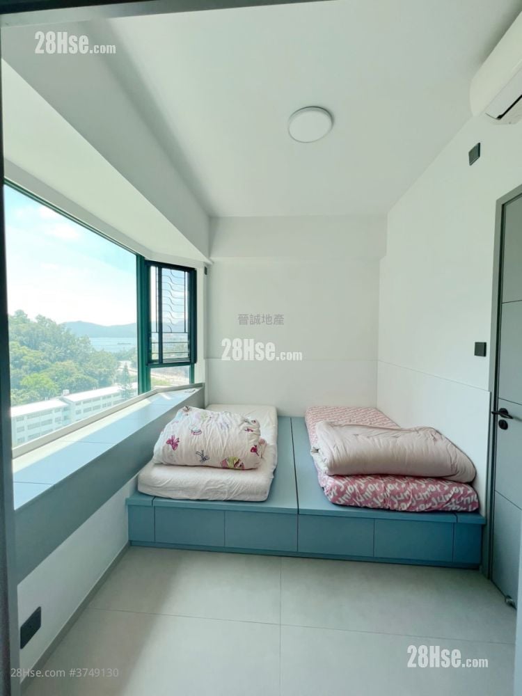 Palatial Coast Sell 3 Bedrooms , 2 Bathrooms 1,212 ft²