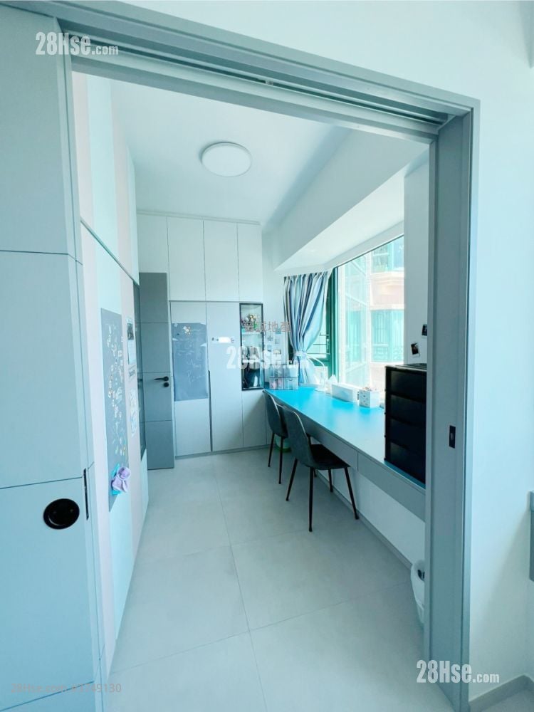 Palatial Coast Sell 3 Bedrooms , 2 Bathrooms 1,212 ft²