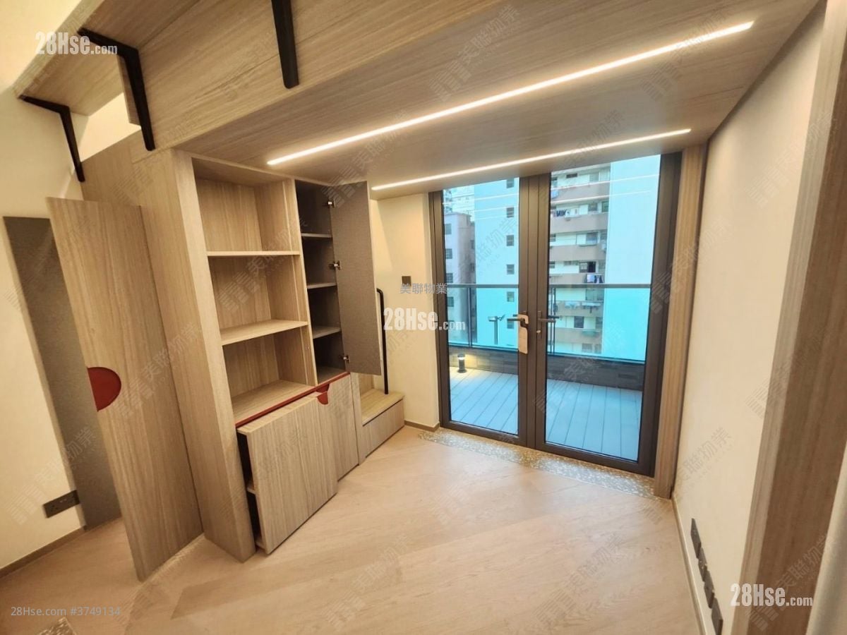 Bondlane Sell Studio 176 ft²