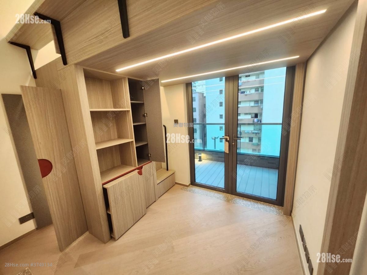 Bondlane Sell Studio 176 ft²