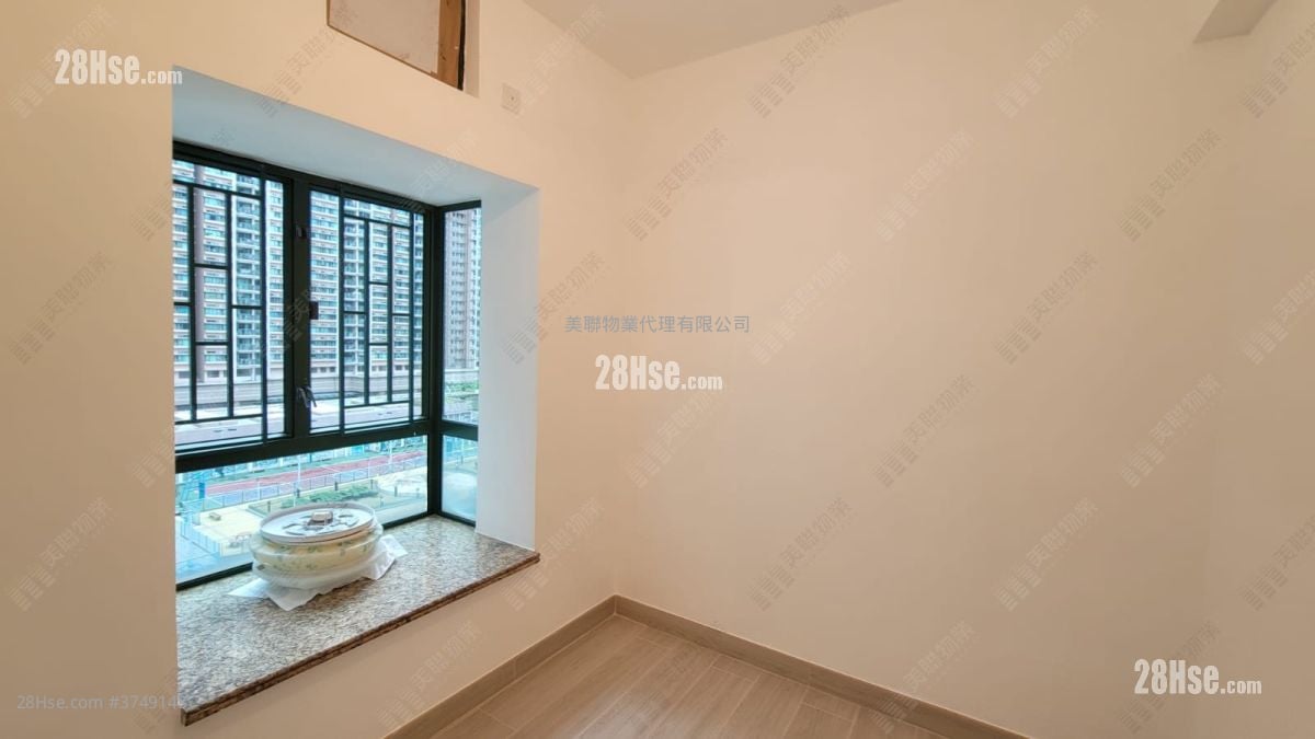 东港城 售盘 2 房 , 1 浴室 524 平方尺