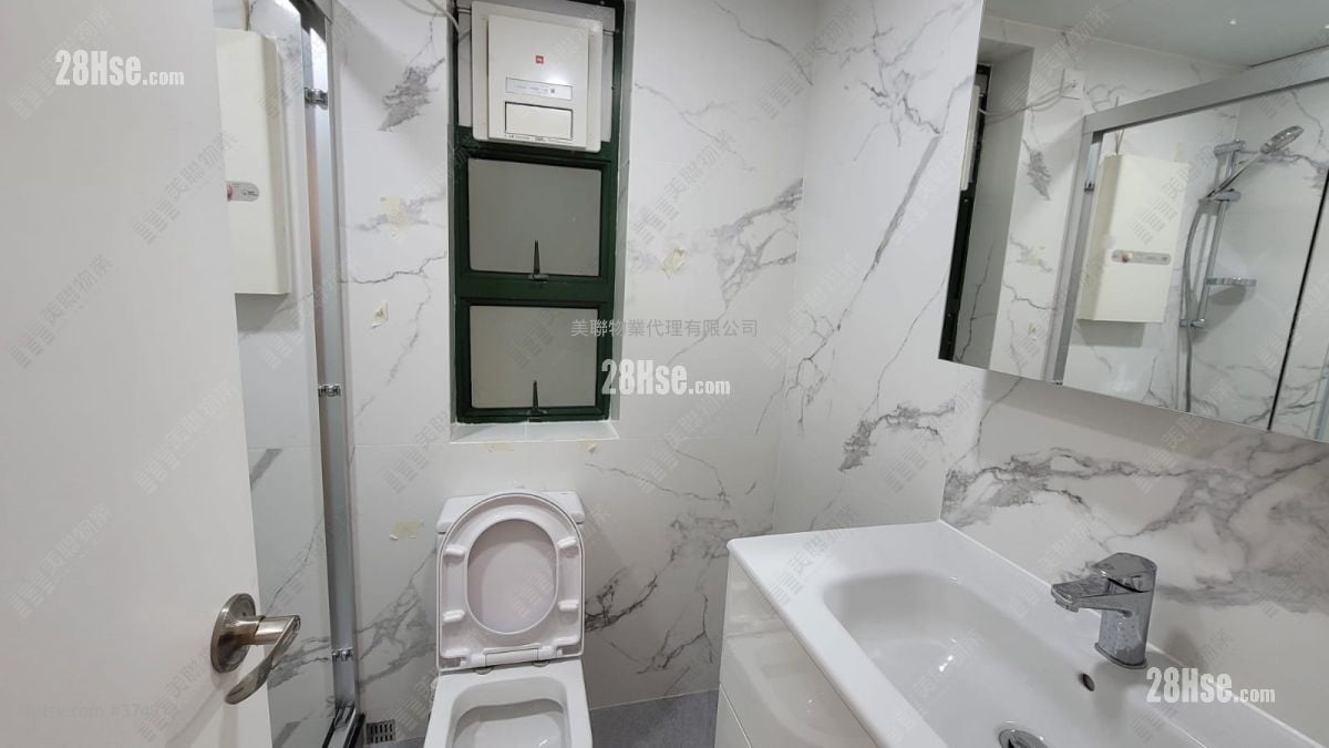 东港城 售盘 2 房 , 1 浴室 524 平方尺