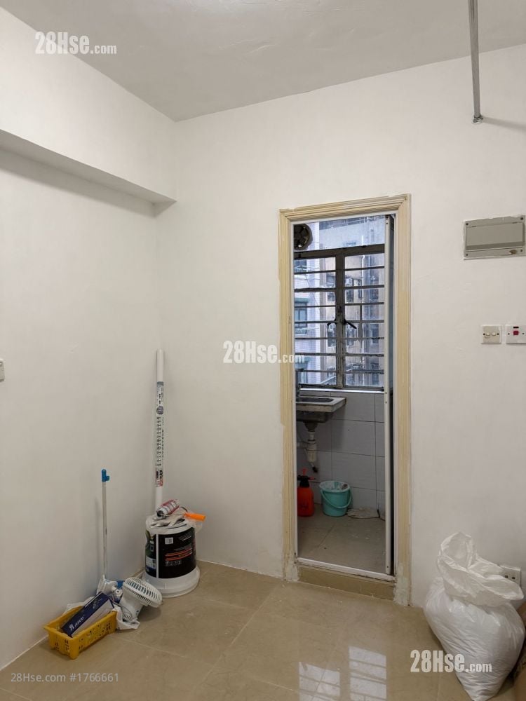Chinese Mansion Rental 1 Bedroom , 1 Bathroom 110 ft²