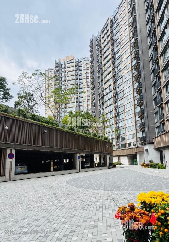 Grand Jeté Sell 1 Bedroom , 1 Bathroom 266 ft²