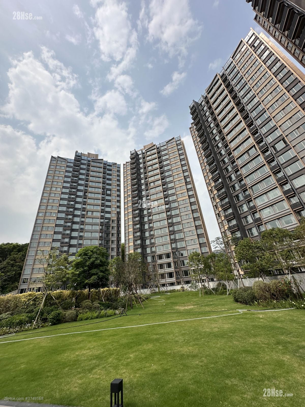 Grand Jeté Sell 1 Bedroom , 1 Bathroom 266 ft²