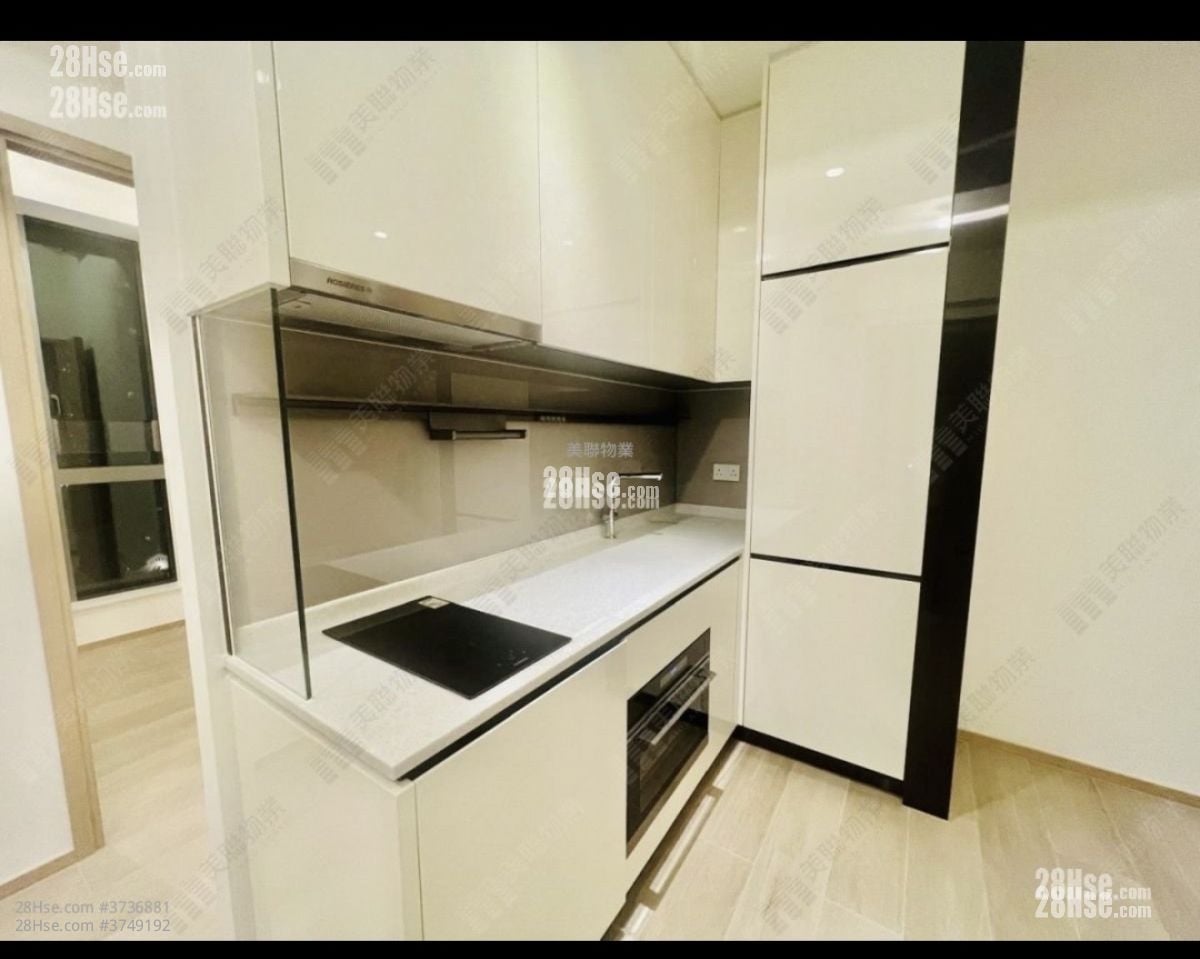 Nexus Grand Sell 2 Bedrooms 392 ft²