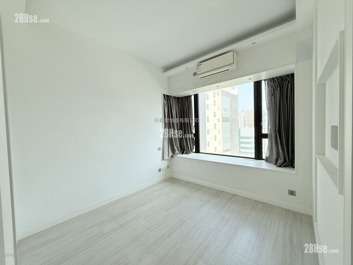 何文田山道1號 售盤 3 房 1,006 平方呎