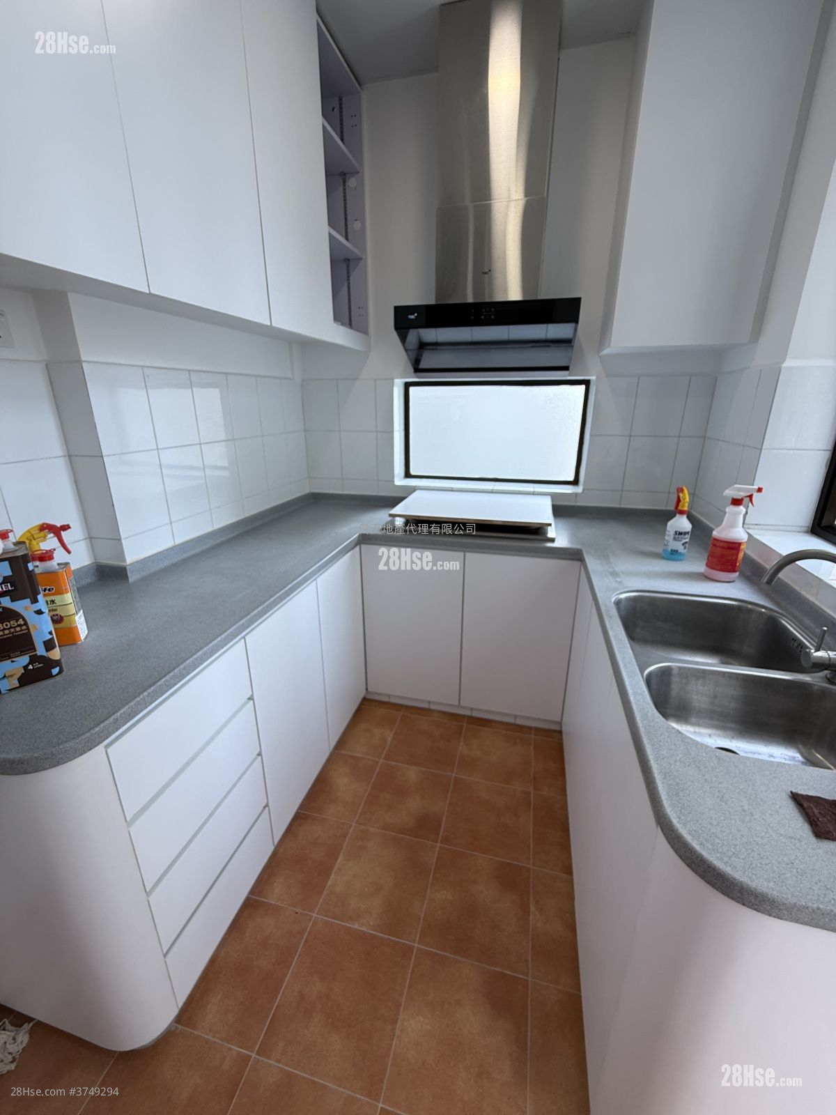 巴芬道5-7號 租盤 4 房 , 3 浴室 1,679 平方呎