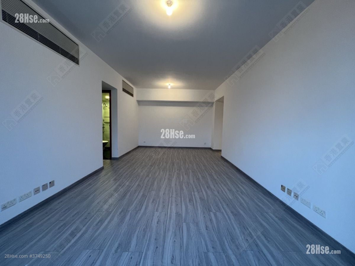 君临天下 售盘 3 房 , 3 浴室 1,051 平方尺