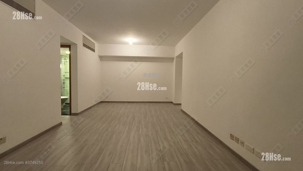 君临天下 售盘 3 房 , 3 浴室 1,051 平方尺