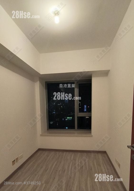 君临天下 售盘 3 房 , 3 浴室 1,051 平方尺