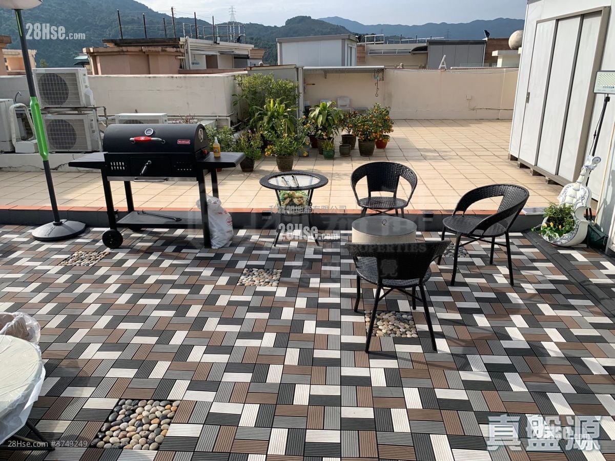 盈峰翠邸 售盘 3 房 928 平方尺