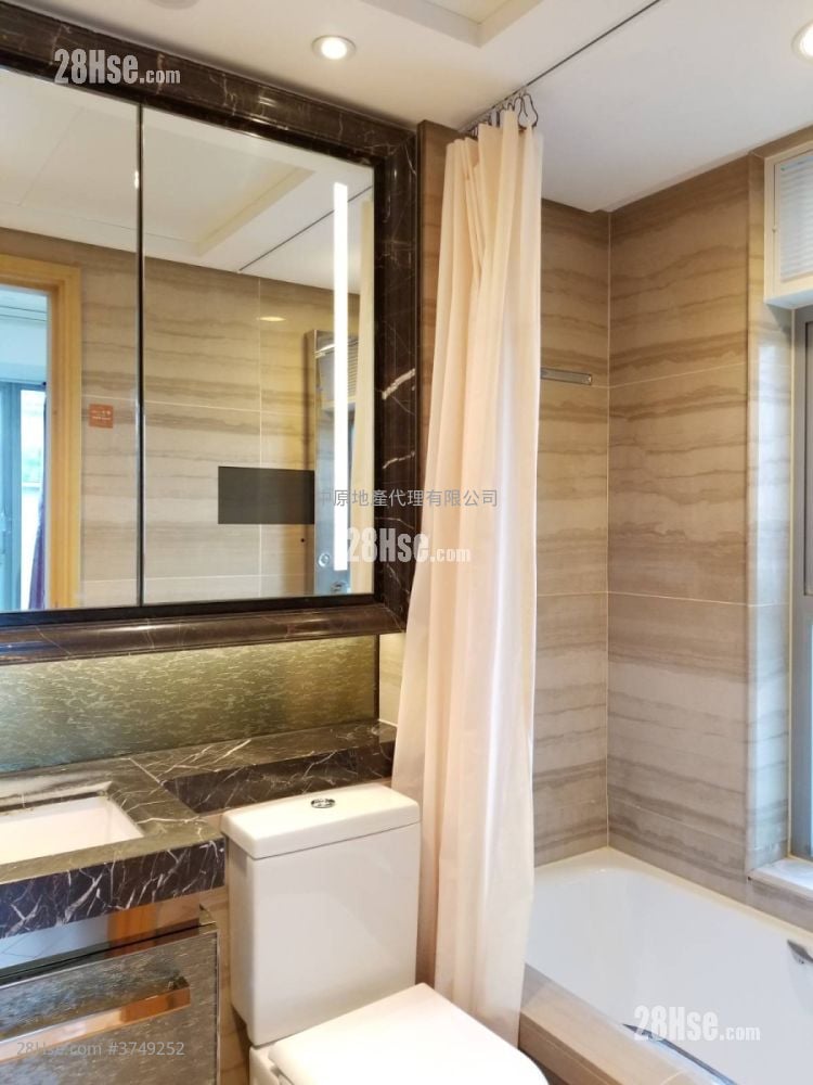 Century Gateway Sell 1 Bedroom , 1 Bathroom 372 ft²