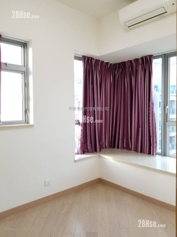 Century Gateway Sell 1 Bedroom , 1 Bathroom 372 ft²