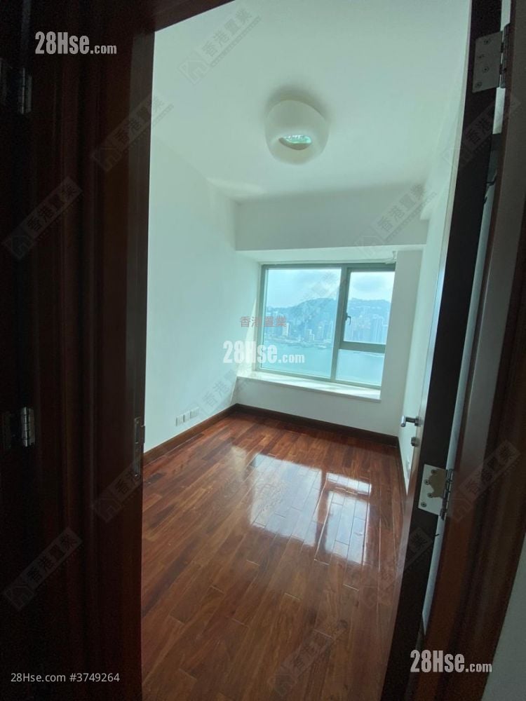 君临天下 售盘 3 房 , 3 浴室 1,059 平方尺