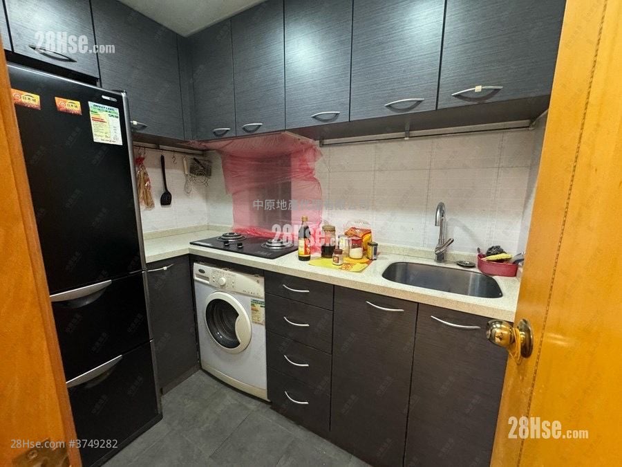 新兴花园 售盘 3 房 592 平方尺