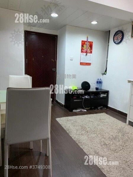 Fortune Building Sell 2 Bedrooms 250 ft²