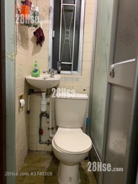 Fortune Building Sell 2 Bedrooms 250 ft²