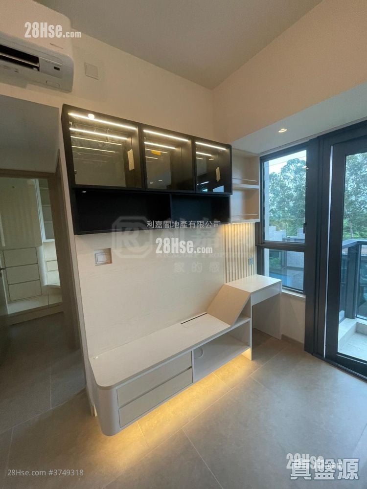 Wetland Seasons Park Sell 3 Bedrooms , 1 Bathroom 538 ft²