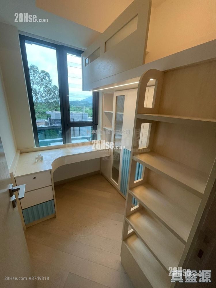 Wetland Seasons Park Sell 3 Bedrooms , 1 Bathroom 538 ft²