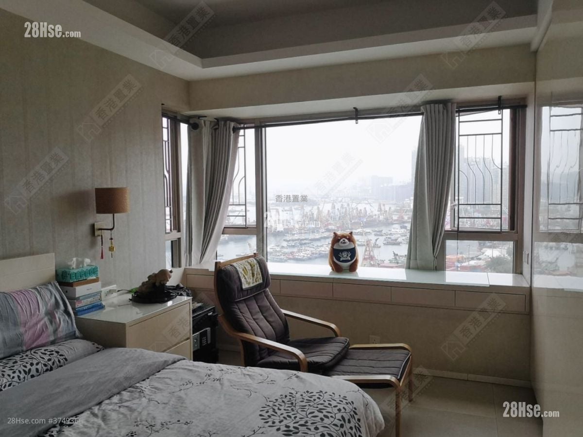 擎天半島 售盤 4 房 1,345 平方呎