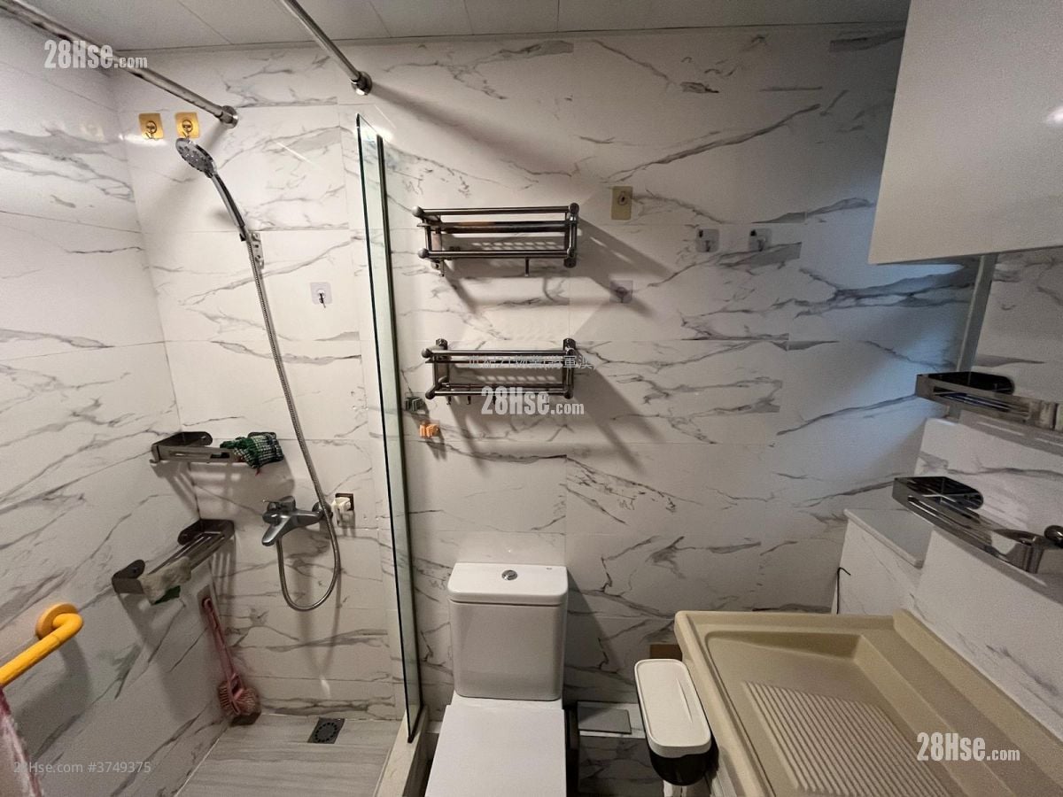 Yan Ming Court Sell 2 Bedrooms , 1 Bathroom 401 ft²