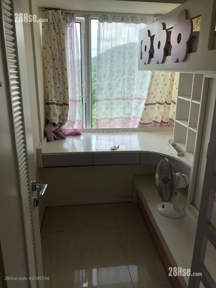 峻瀅 售盤 4 房 , 2 浴室 738 平方呎