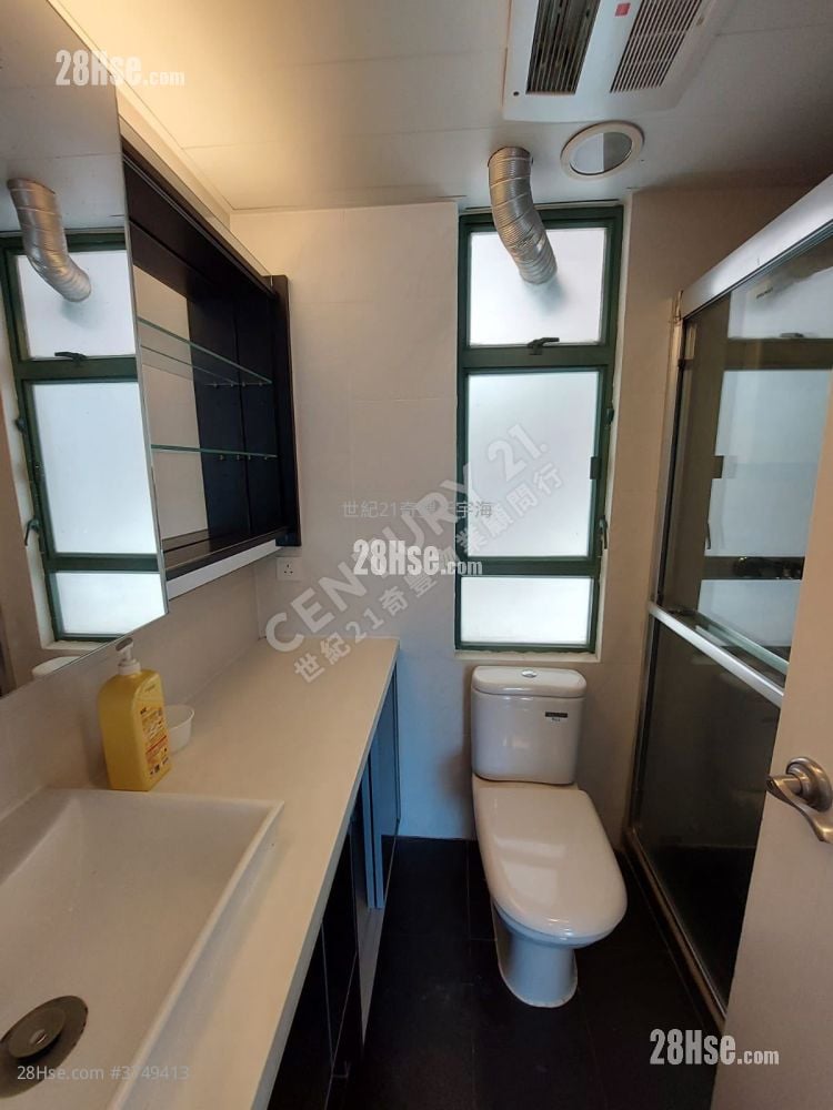 ５分钟可达马铁站，３房（１套)+厅均望海，配有工人房 Eddie 梁生 61280235 Cherry 林小姐  94909466