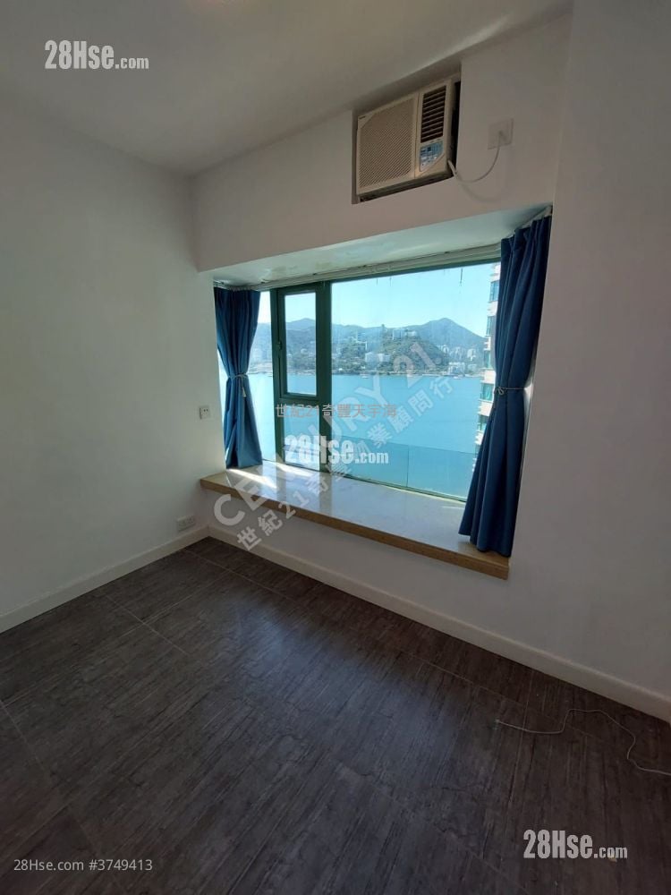 ５分钟可达马铁站，３房（１套)+厅均望海，配有工人房 Eddie 梁生 61280235 Cherry 林小姐  94909466