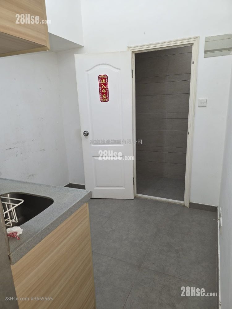 單幢樓房 租盤 1 房 , 1 浴室 160 平方呎