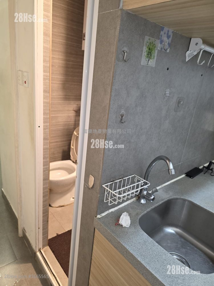 單幢樓房 租盤 1 房 , 1 浴室 160 平方呎