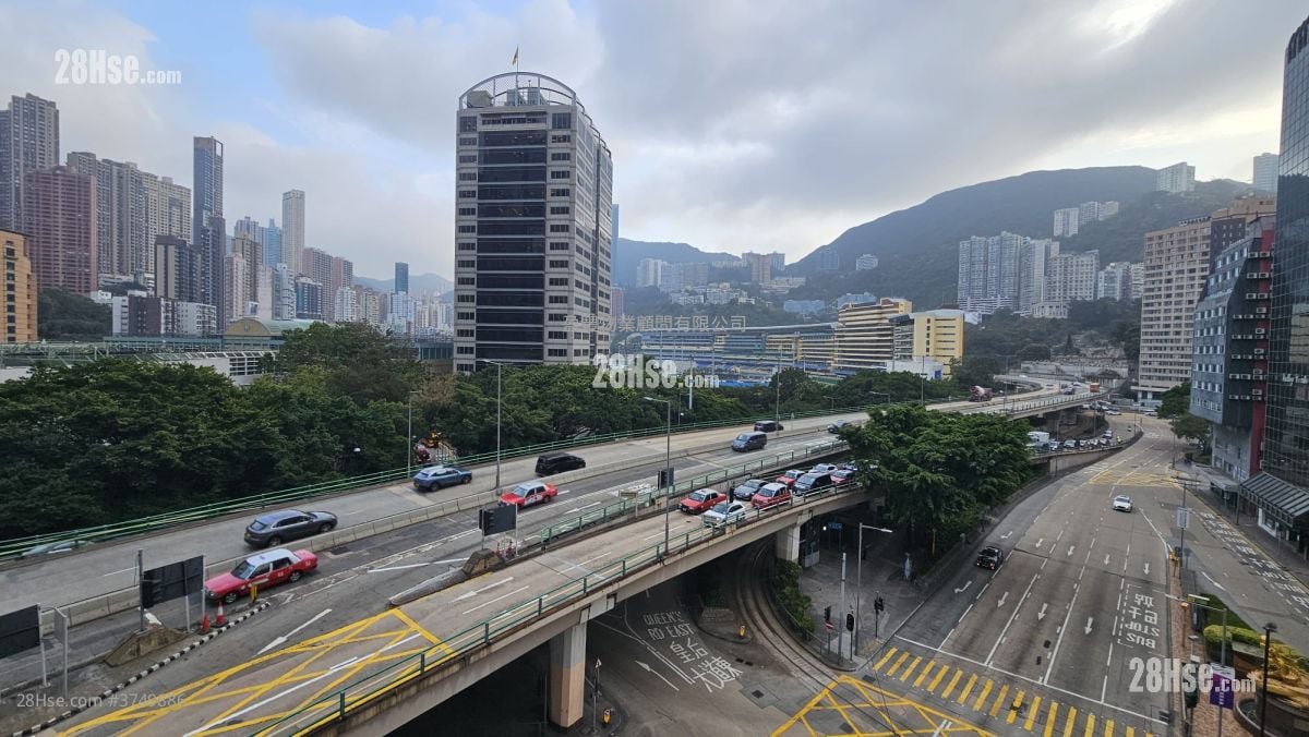 View: Yue King Building Sell 2 Bedrooms , 2 Bathrooms 958 ft²