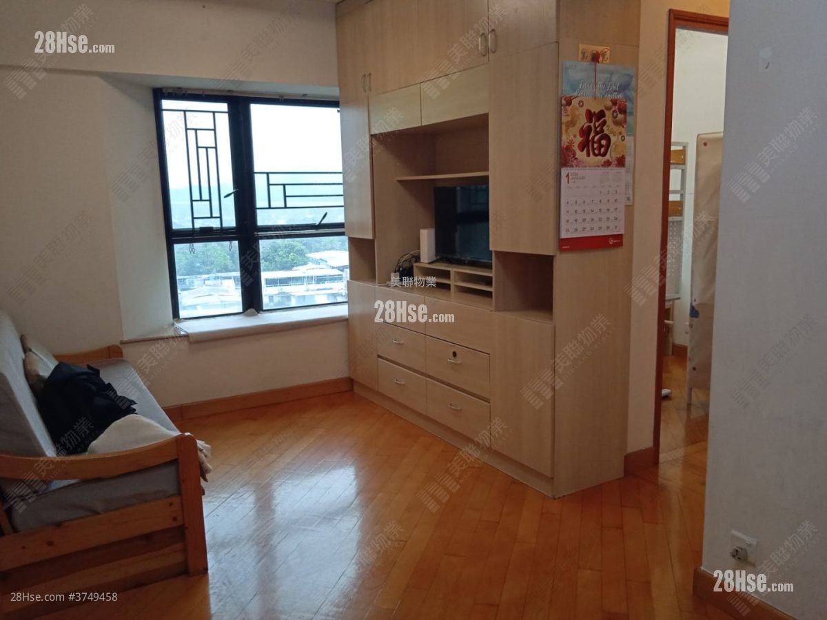 Villa By The Park Sell 2 Bedrooms , 1 Bathroom 428 ft²