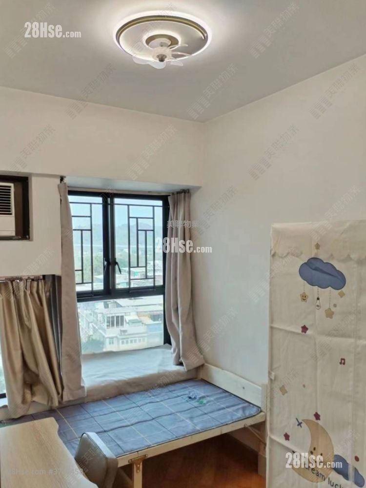 Villa By The Park Sell 2 Bedrooms , 1 Bathroom 428 ft²