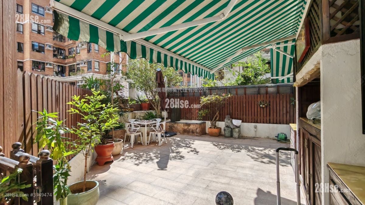 又一居 售盘 3 房 559 平方尺