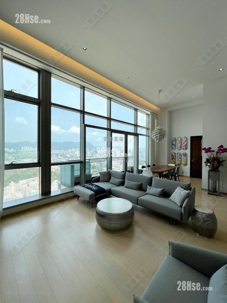 亮贤居 售盘 5+ 房 2,358 平方尺