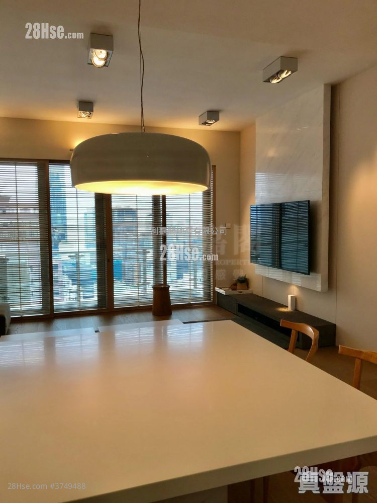 懿峯 售盘 4 房 , 3 浴室 1,406 平方尺