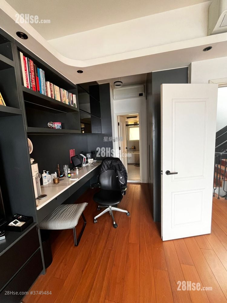 比華利山別墅 售盤 5+ 房 , 3 浴室 2,115 平方呎