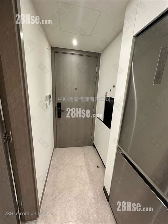 Novo Land 售盘 开放式间隔 235 平方尺