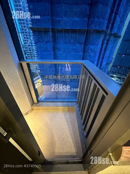 Novo Land 售盘 开放式间隔 235 平方尺