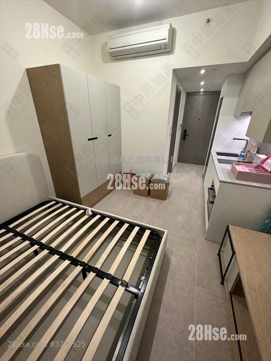 Novo Land 售盘 开放式间隔 235 平方尺