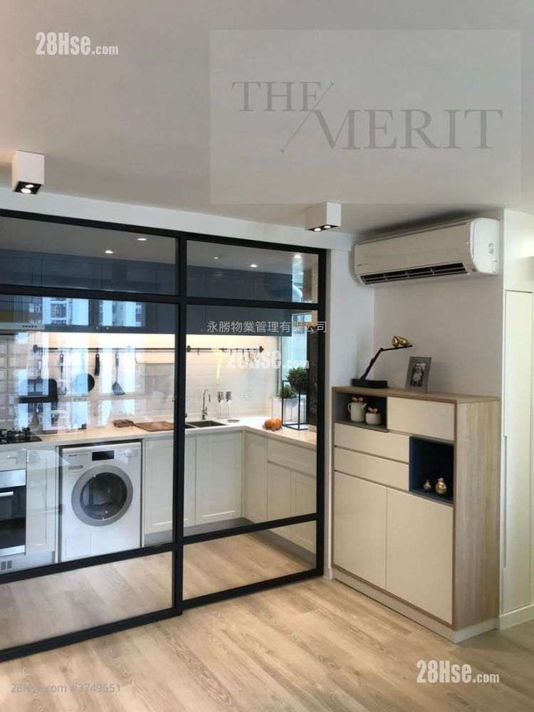 太古城 售盤 2 房 , 1 浴室 582 平方呎