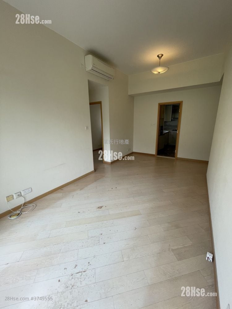 Avignon Sell 3 Bedrooms , 2 Bathrooms 698 ft²