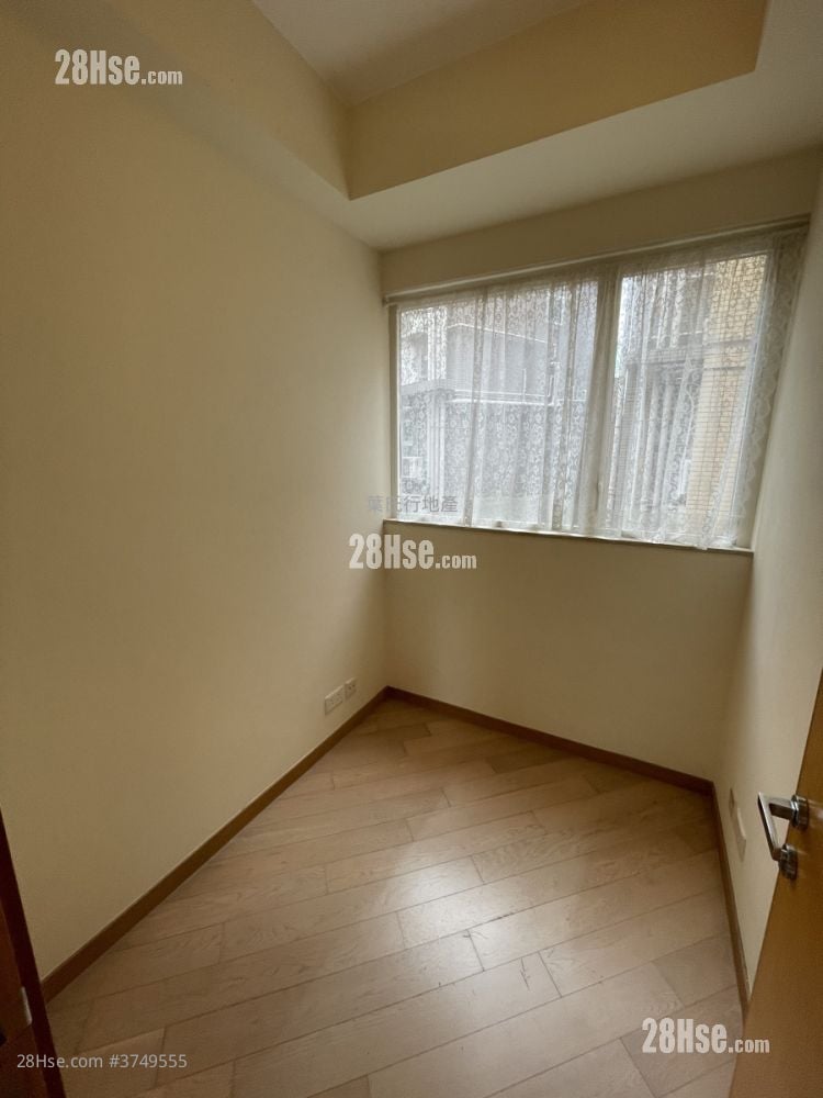 Avignon Sell 3 Bedrooms , 2 Bathrooms 698 ft²