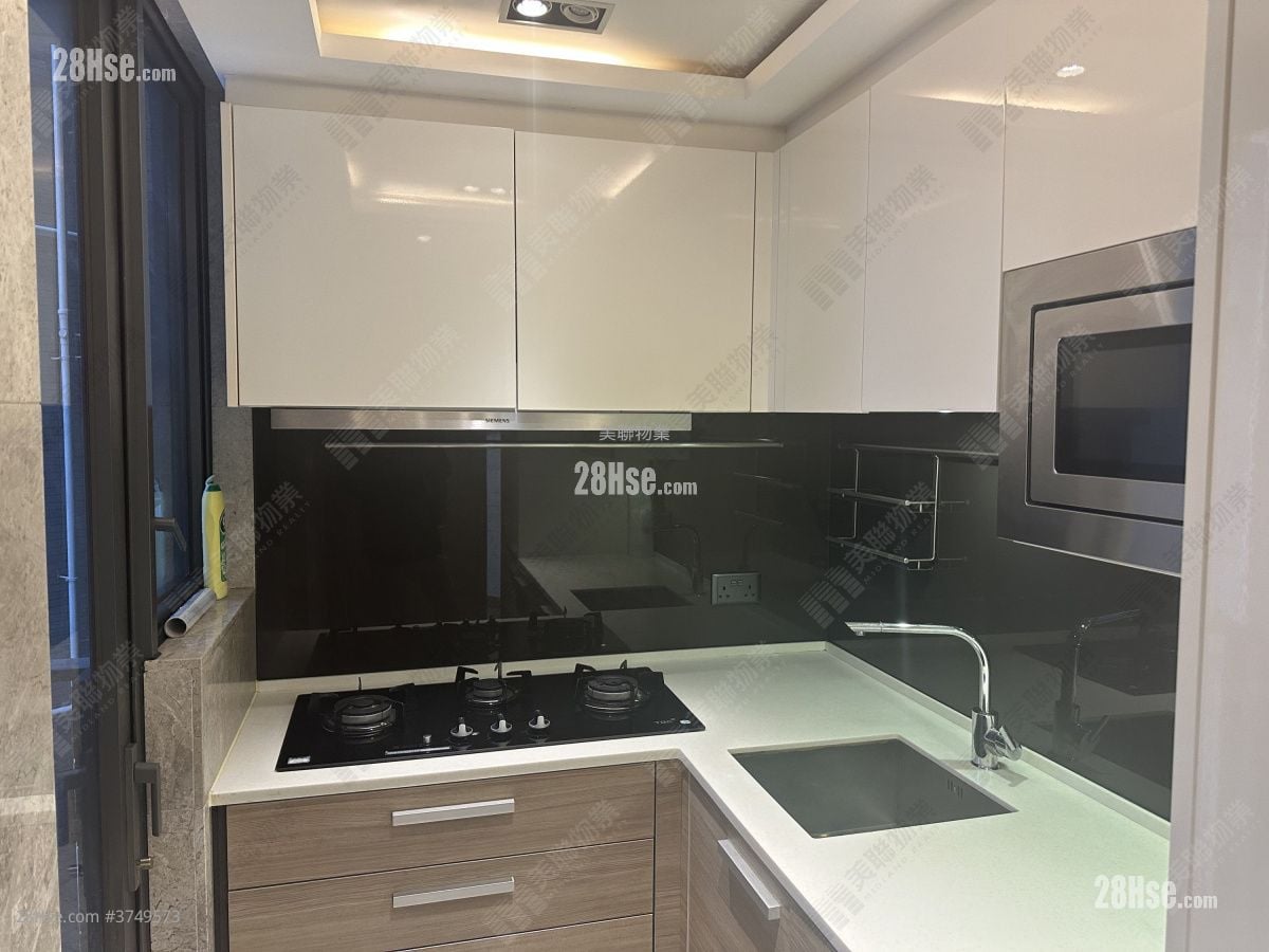 天晋 售盘 2 房 , 1 浴室 550 平方尺