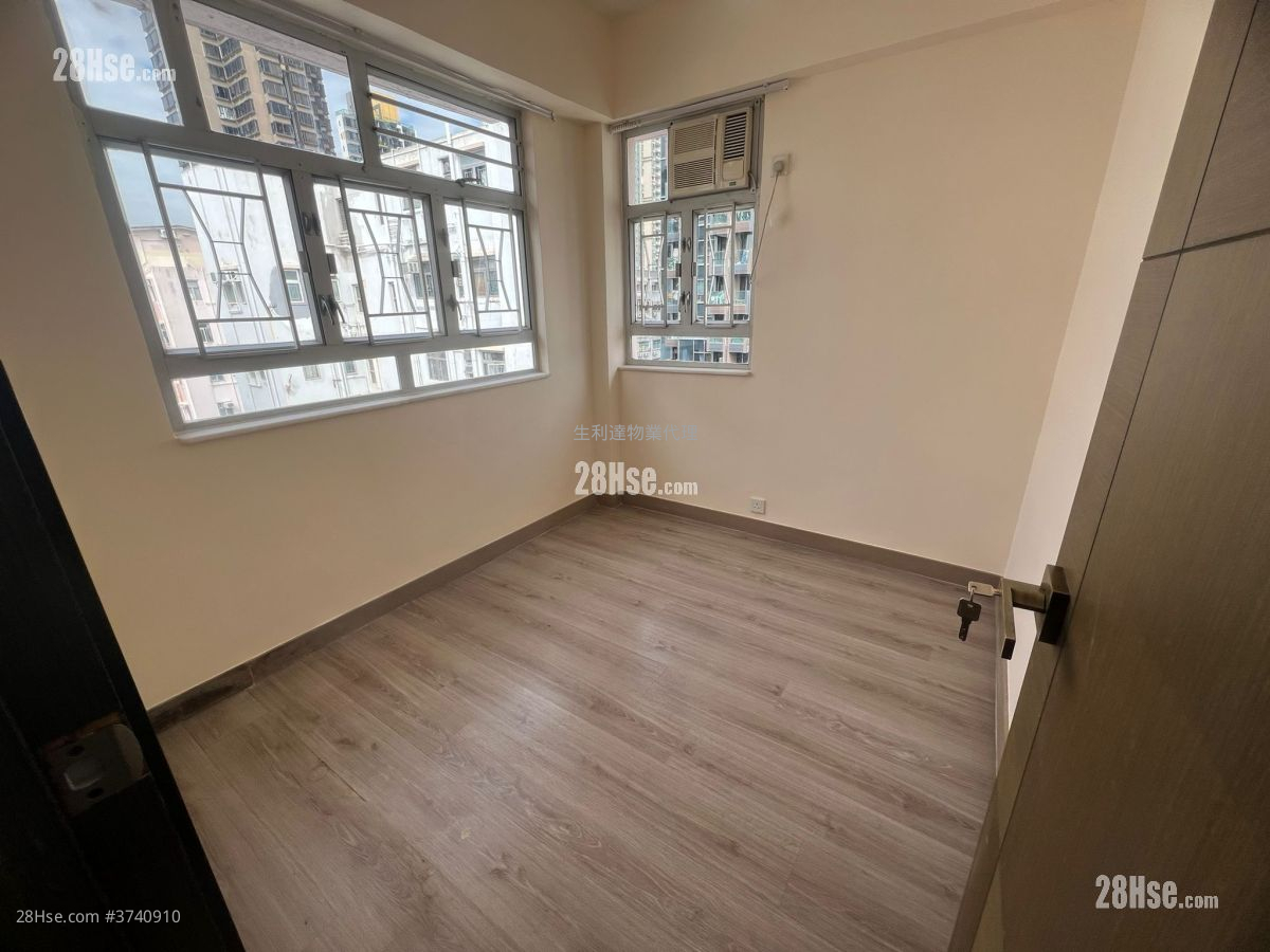 金龍樓 租盤 2 房 , 1 浴室 374 平方呎
