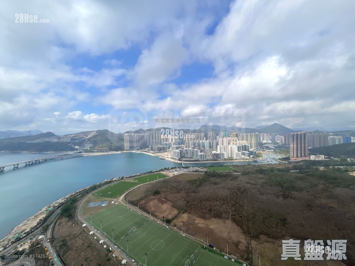 緻藍天 售盤 3 房 , 3 浴室 793 平方呎