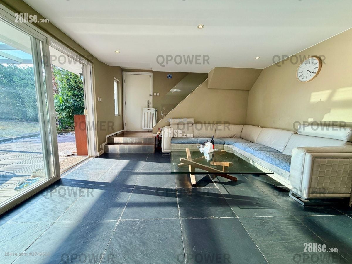 Tso Wo Hang Sell 4 Bedrooms