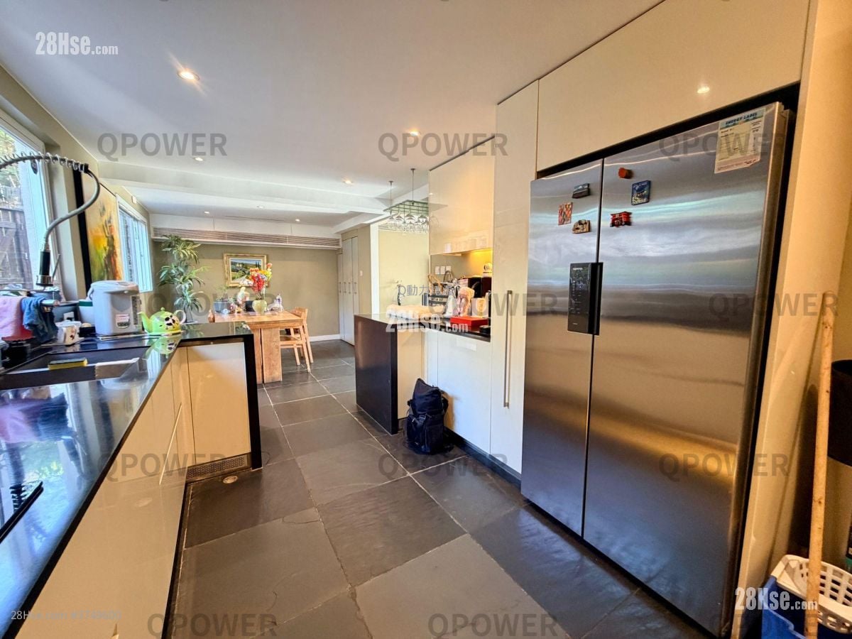 Tso Wo Hang Sell 4 Bedrooms