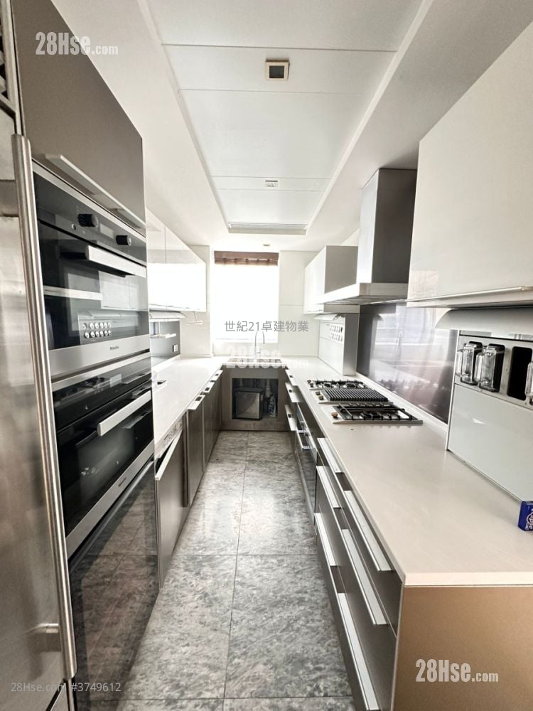 天玺 租盘 4 房 , 2 浴室 1,443 平方尺